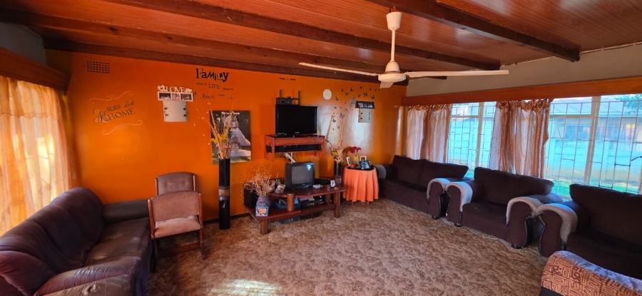 3 Bedroom Property for Sale in Declercqville North West